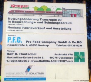 Schild mit Transrapid als Besprechungs- und Schulungsraum